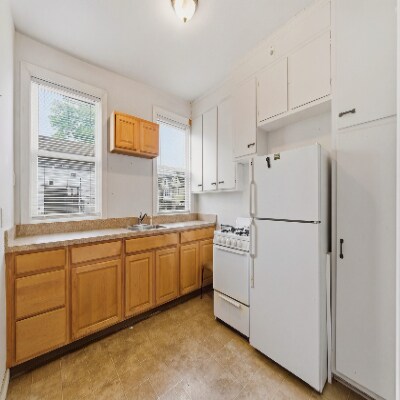 More Photos Of 878-880 Broadway, Bayonne General Retail For Sale