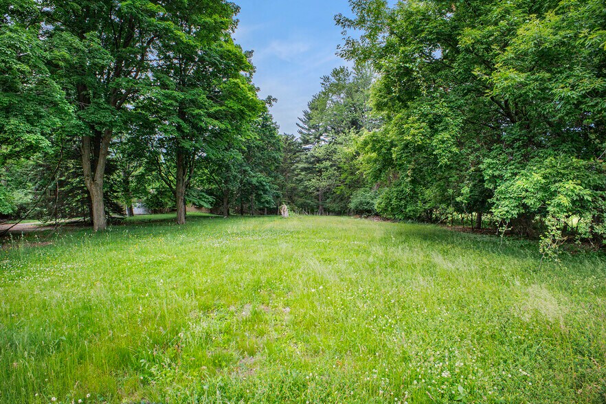 More Photos Of , Grand Rapids Unknown For Sale