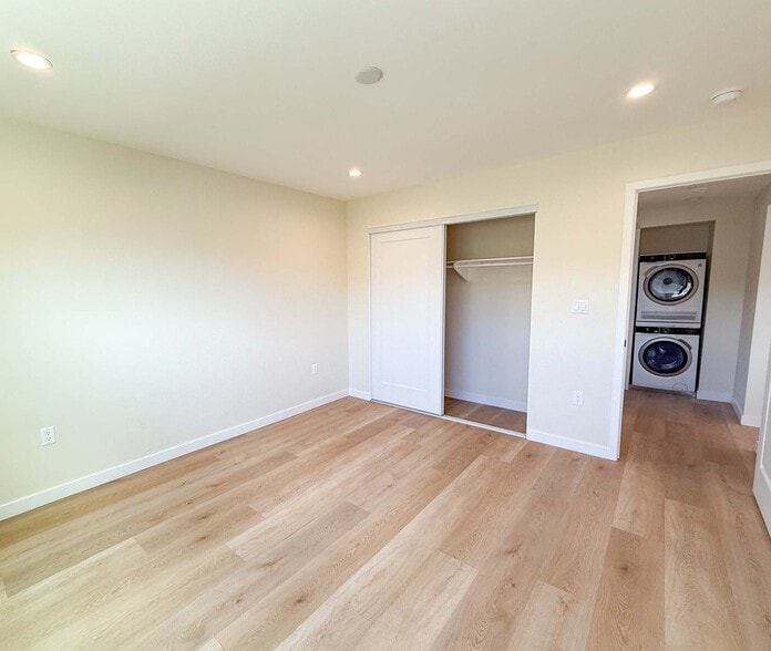 More Photos Of 1302 Amethyst St, Redondo Beach Apartments For Sale