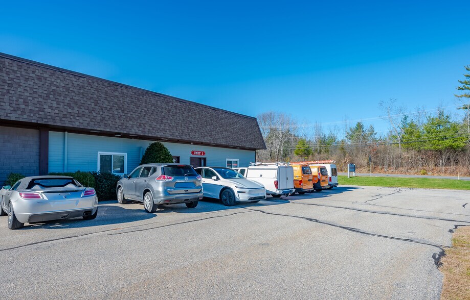 More Photos Of 16 Kingston Rd, Exeter Light Manufacturing For Sale