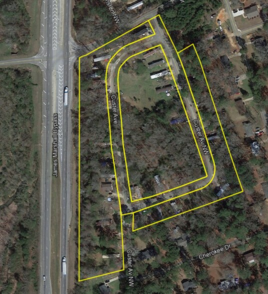 More Photos Of 110 Custer Ave, Eatonton Multifamily For Sale