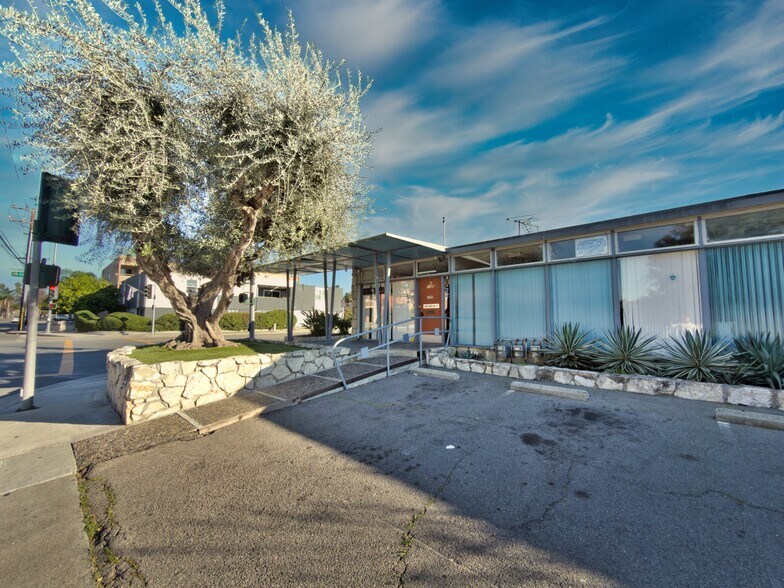 More Photos Of 1126 N Flower St, Santa Ana Medical For Sale