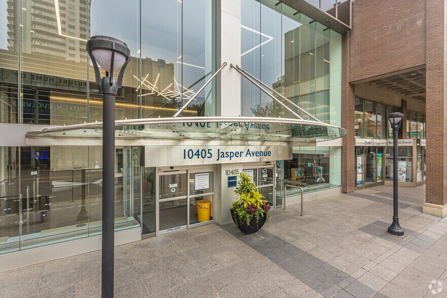 More Photos Of 10405 Jasper Ave NW, Edmonton Office For Lease
