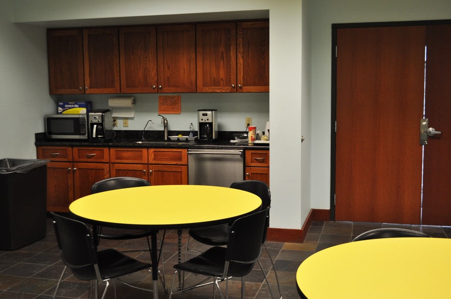 More Photos Of 12775 Randolph Ridge Ln, Manassas Flex For Lease