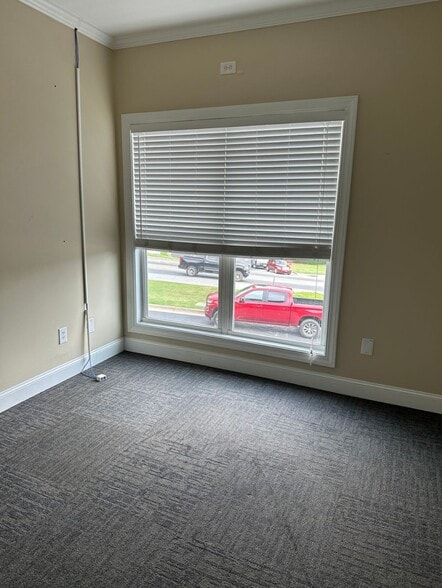 More Photos Of 24 Alicia Ln, Dahlonega General Retail For Lease