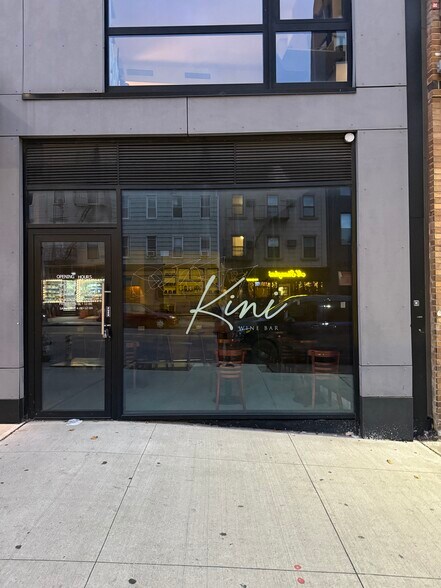 More Photos Of 550 Metropolitan Ave, Brooklyn Apartments For Lease