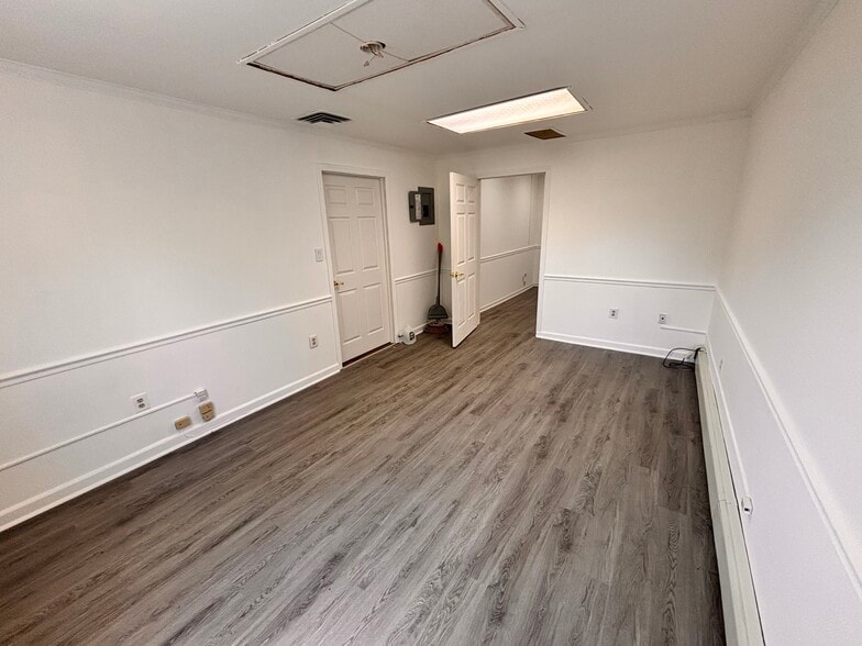 More Photos Of 742 Bergen Blvd, Ridgefield Loft Creative Space For Lease