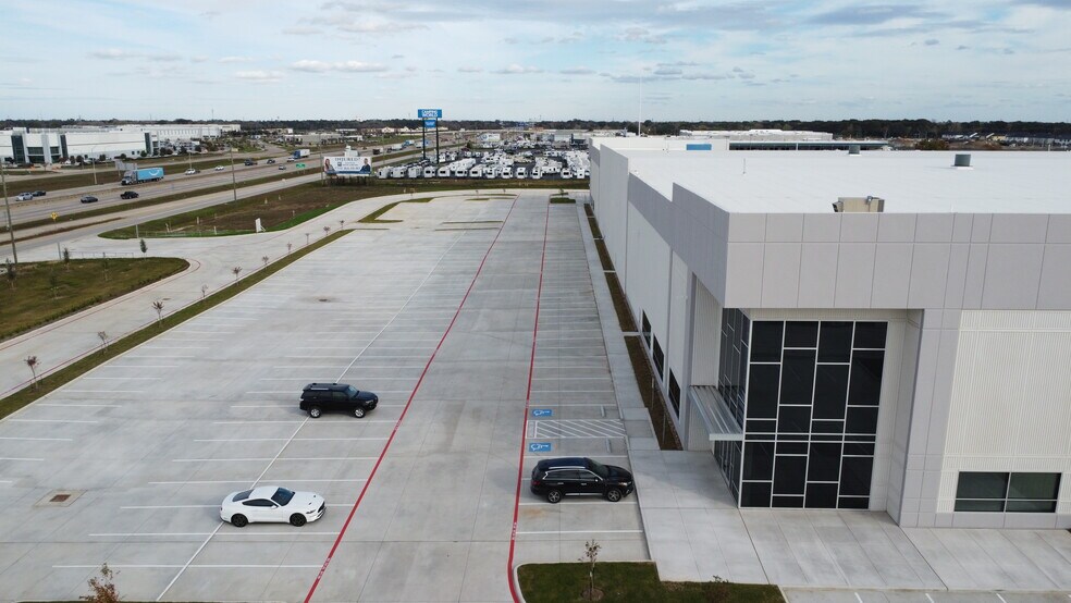 More Photos Of 28119 Katy Fwy, Katy Distribution For Sale
