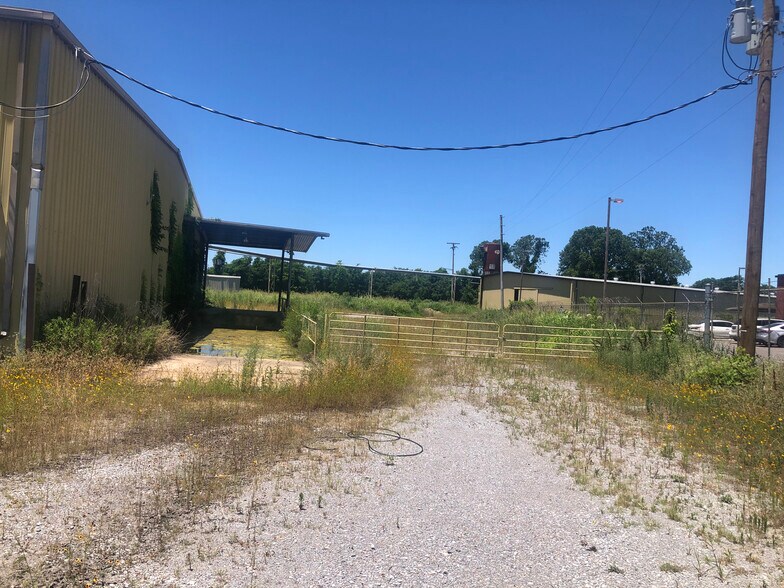 More Photos Of 201 N First, West Helena Manufacturing For Sale