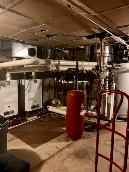 More Photos Of 500 6th Ave, Mendota Skilled Nursing Facility For Lease