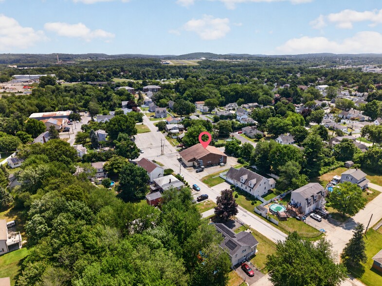 More Photos Of 88 Oak St, Methuen Restaurant For Sale