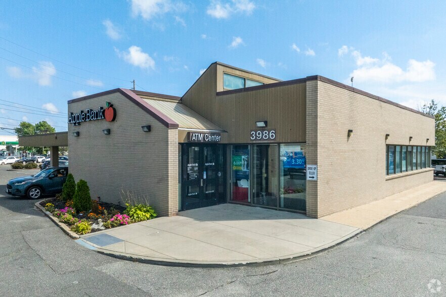 More Photos Of 3950-3990 Hempstead Tpke, Levittown Unknown For Lease