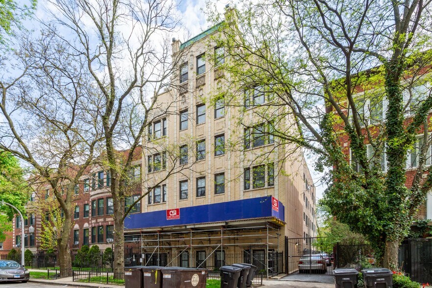 More Photos Of 6811 S Paxton Ave, Chicago Apartments For Sale