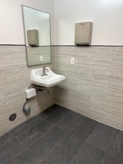 More Photos Of 2130-2162 Ringwood Ave, San Jose Showroom For Lease