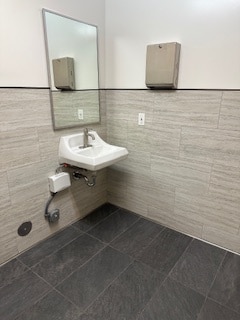 More Photos Of 2130-2162 Ringwood Ave, San Jose Showroom For Sale