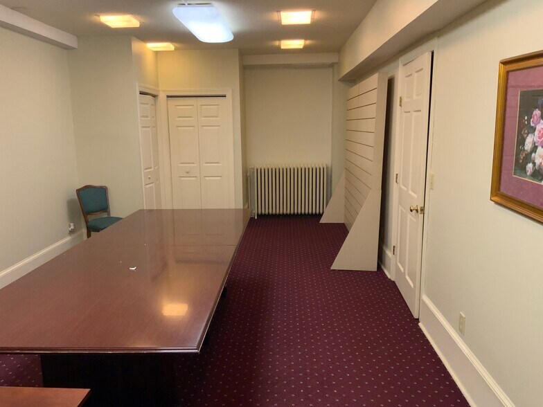 More Photos Of 401 W Cumberland St, Dunn Funeral Home For Sale