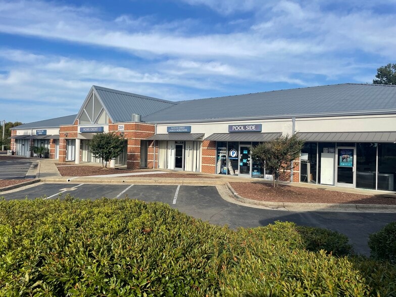 More Photos Of 1921-2005 North Pointe Dr, Durham Unknown For Lease