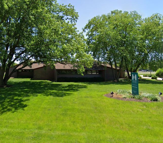 More Photos Of 1511 N Blackhawk Blvd, Rockton Office For Sale