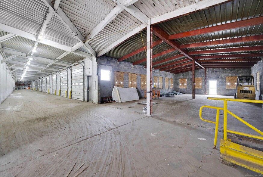 More Photos Of 241 Park Ave, East Hartford Manufacturing For Sale
