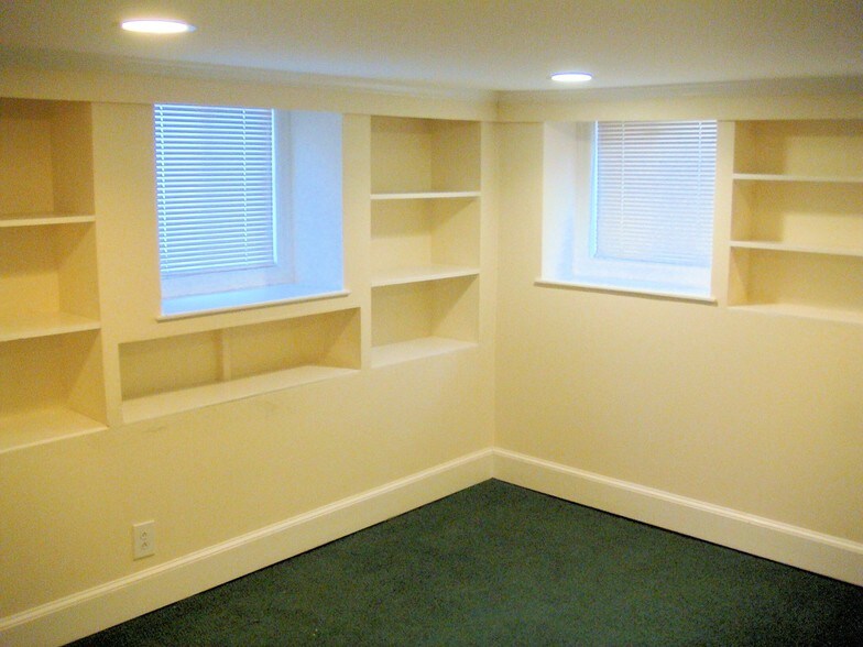 More Photos Of 422 St Marys St, Raleigh Coworking Space