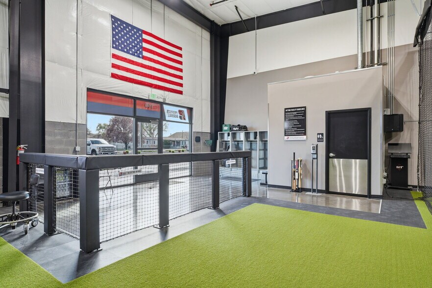 More Photos Of 5418 W. Hood, Kennewick Industrial For Lease