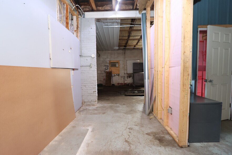 More Photos Of 322 N Sandusky Ave, Bucyrus Industrial For Sale