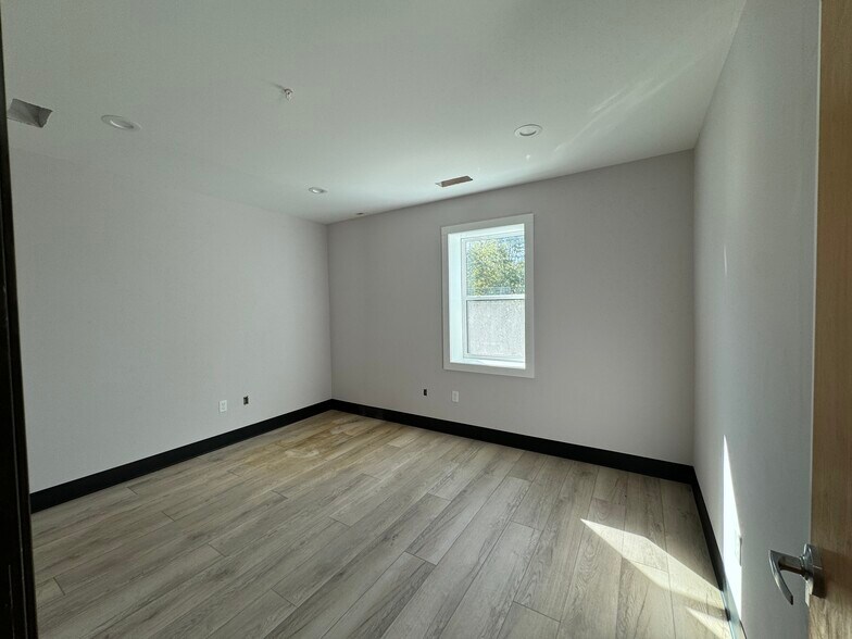 More Photos Of 61 Toto Creek Park Rd, Dawsonville Warehouse For Sale