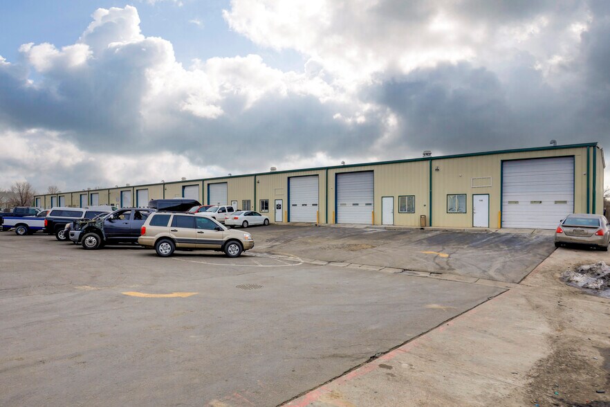 More Photos Of 8085 Oneida St, Commerce City Unknown For Lease