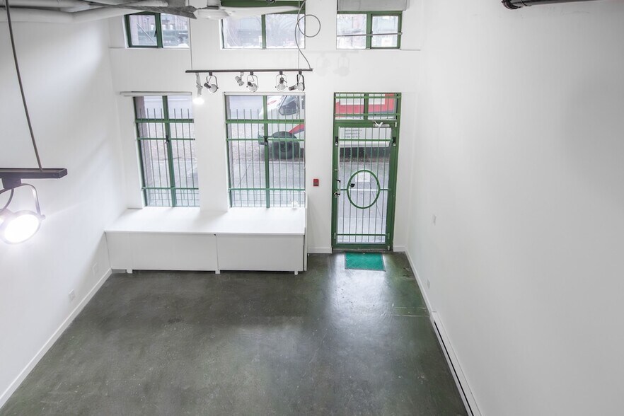 More Photos Of 1 E Cordova St, Vancouver Apartments For Sale