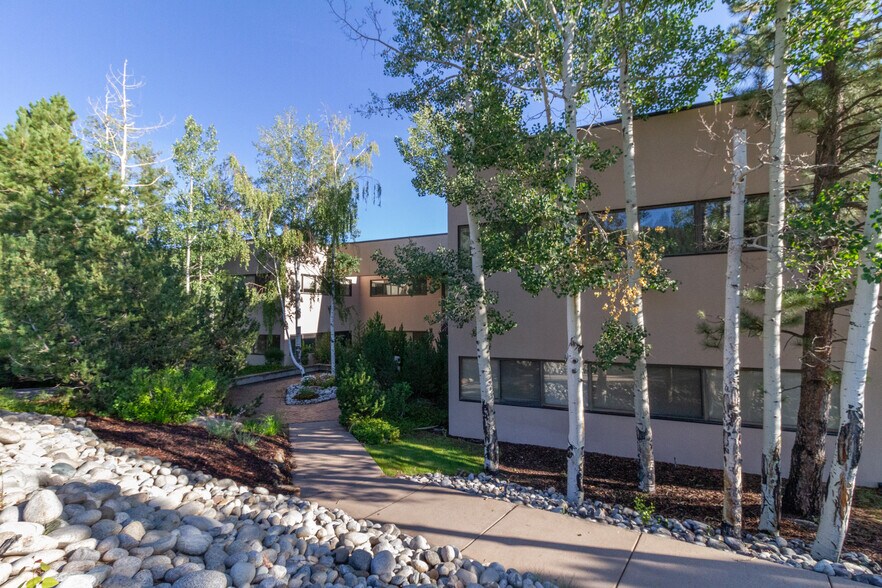 More Photos Of 602 Park Point Dr, Golden Office For Lease