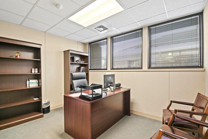 More Photos Of 200 S River St, Plains Medical For Sale