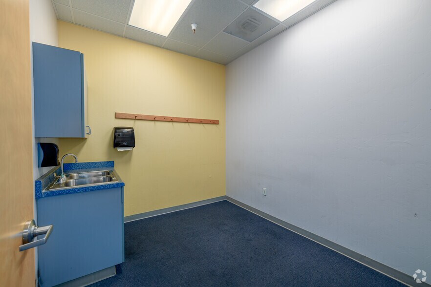 More Photos Of 6238-6246 E Pima St, Tucson Medical For Sale