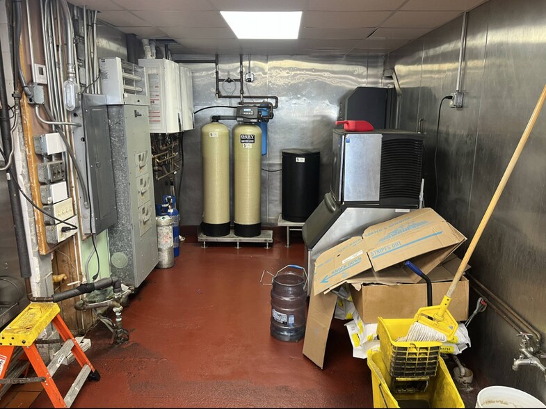 More Photos Of 3145 Chicago Rd, Steger General Retail For Sale