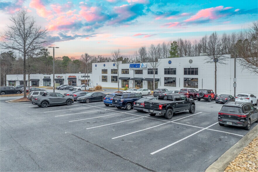 Primary Photo Of 4425 S Cobb Dr, Smyrna Unknown For Lease