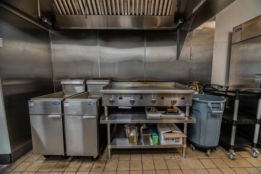 More Photos Of 1942 Atkinson Rd, Lawrenceville Freestanding For Sale