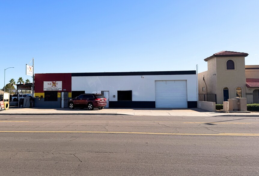 Primary Photo Of 921-931 N Dysart Rd, Avondale Auto Repair For Lease