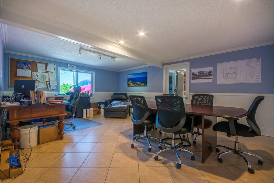 More Photos Of 2600 SW 3rd Ave, Fort Lauderdale Light Distribution For Sale