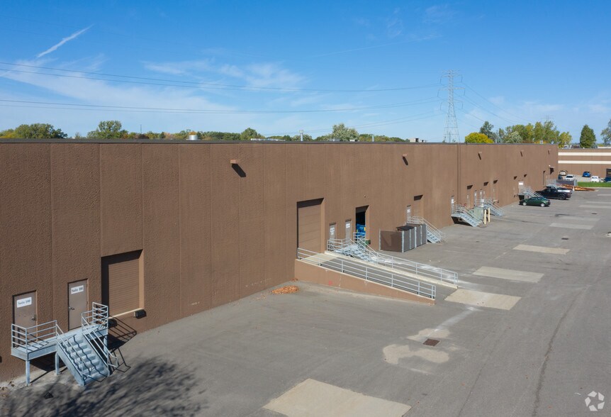 More Photos Of 141 N Cheshire Ln, Plymouth Light Manufacturing For Lease