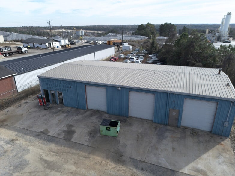 More Photos Of 13231 Veterans Memorial Hwy, Douglasville Auto Repair For Lease