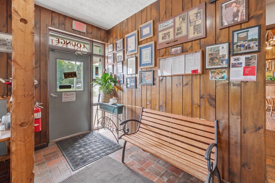 More Photos Of 322 NH Route 104, New Hampton General Retail For Sale