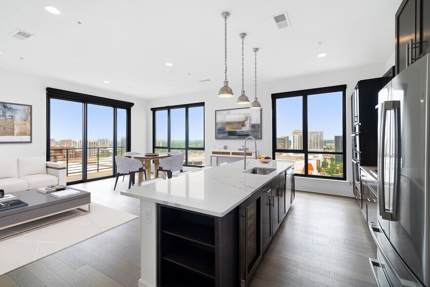 More Photos Of 3200 McKinney Ave, Dallas Multifamily For Sale