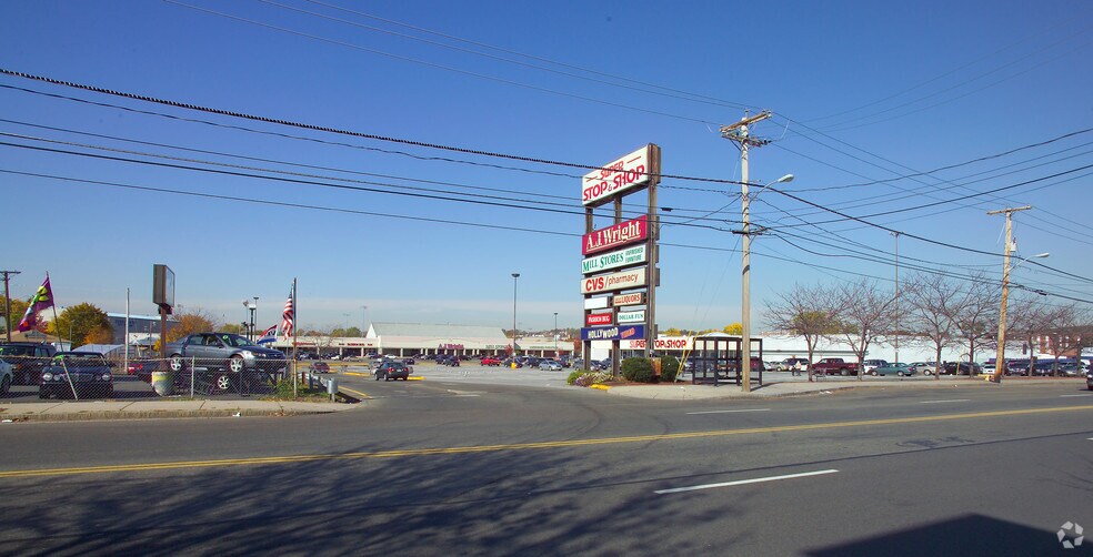 More Photos Of 36-88 Broadway, Malden Unknown For Lease