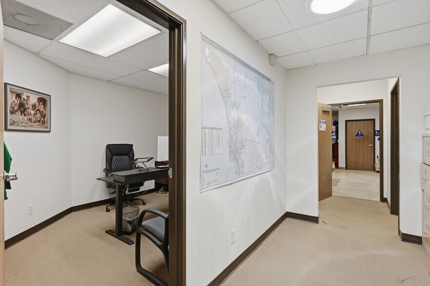 More Photos Of 14010 Poway Rd, Poway Freestanding For Sale