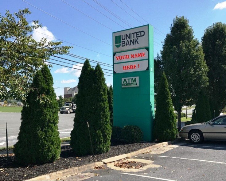 More Photos Of 2051 Northwestern Pike, Winchester Bank For Lease