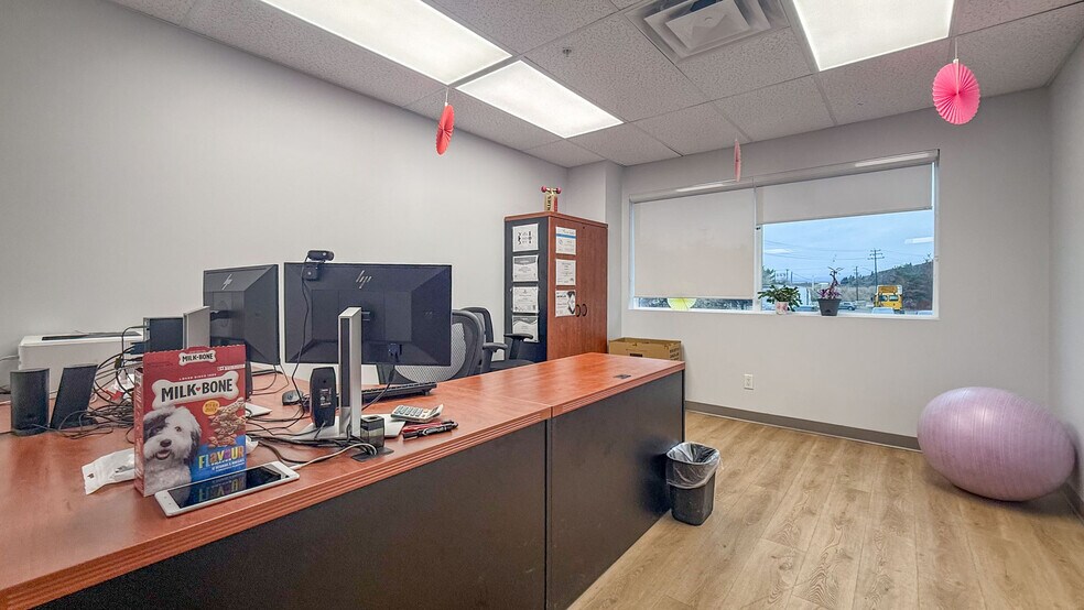 More Photos Of 8175 Dallas Dr, Kamloops Warehouse For Lease