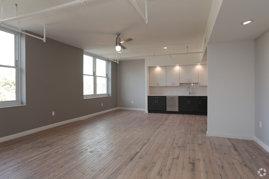 More Photos Of 2658 Scranton Rd, Cleveland Apartments For Lease
