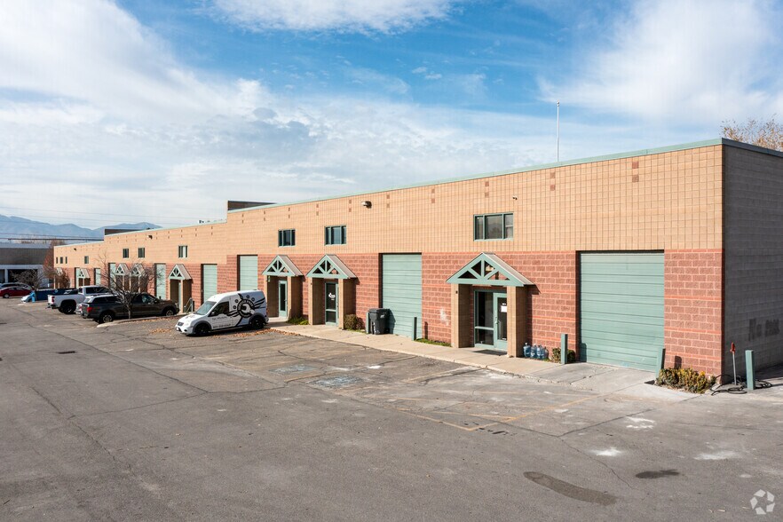 More Photos Of 8535 S 700 W, Sandy Light Manufacturing For Sale