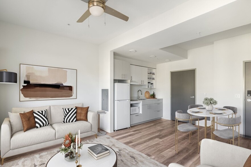 More Photos Of 5460 N Interstate Ave, Portland Apartments For Lease