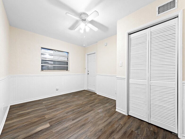 More Photos Of 1311-1315 N 19th Ave, Hollywood Multifamily For Sale