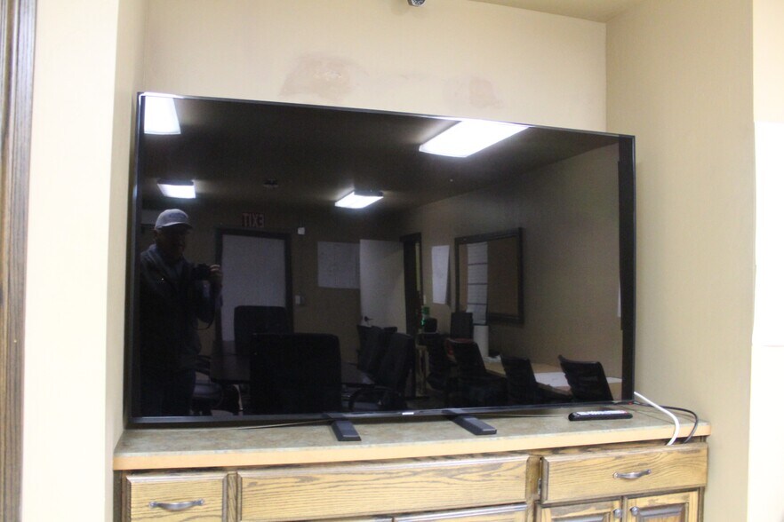 More Photos Of 205659 E County Rd, Woodward Industrial For Sale